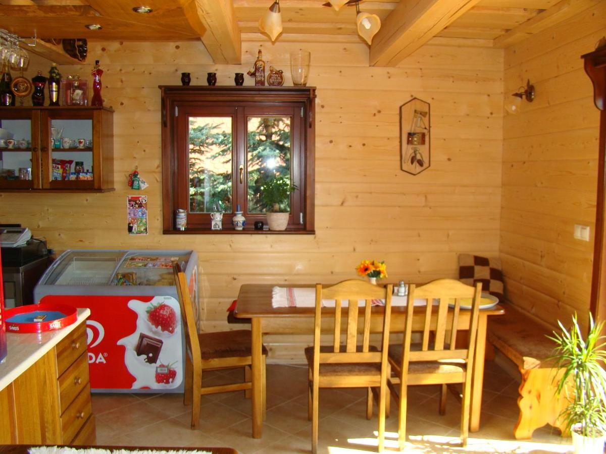 Rekreacna Chata Pod Jedlovinou, Varin Buitenkant foto