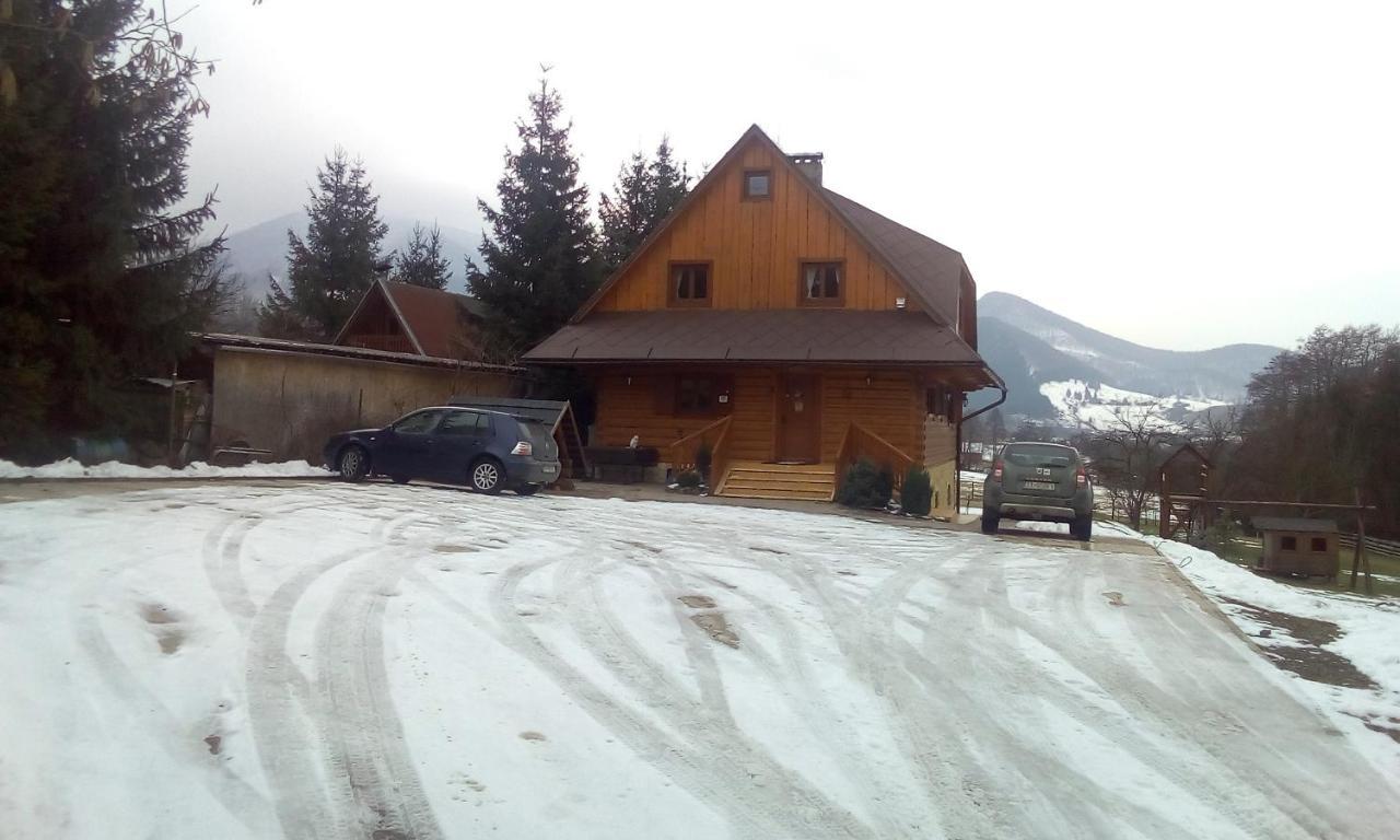 Rekreacna Chata Pod Jedlovinou, Varin Buitenkant foto